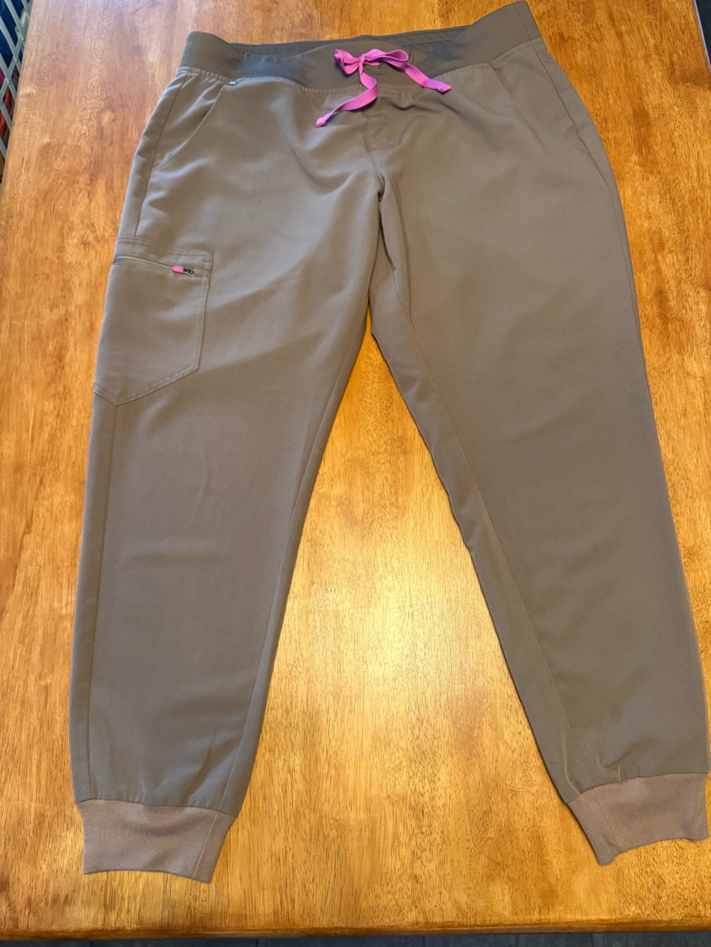 FIGS Women’s X-Large Zamora in Smokey Taupe